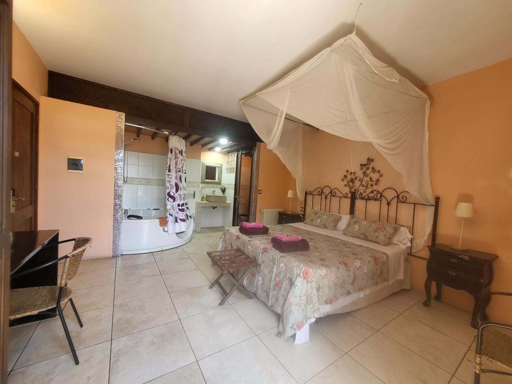 Hotel Pasteral Riu Ter La Cellera de Ter Kültér fotó